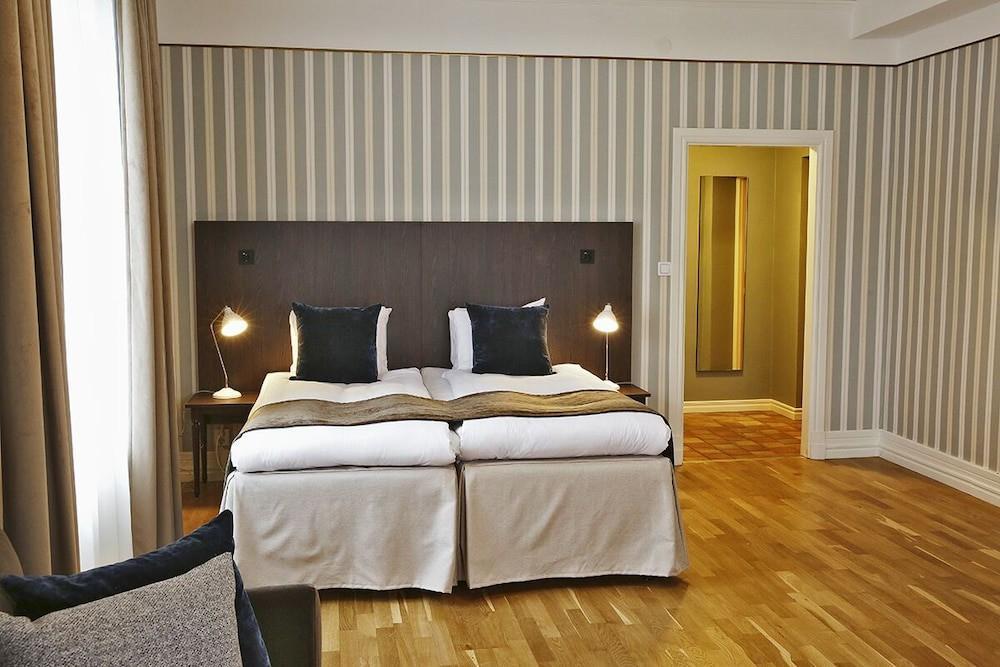 Skara Stadshotell Экстерьер фото
